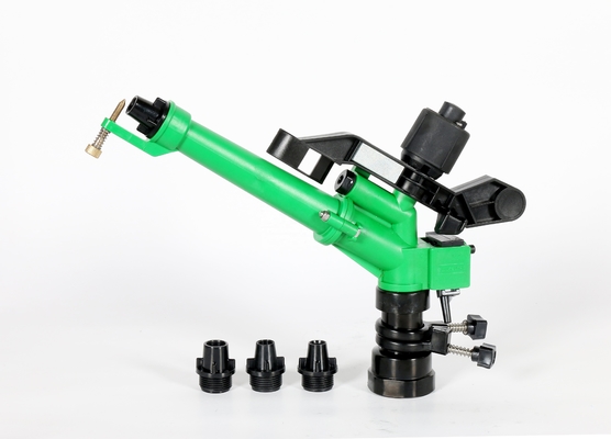 2.4-9.7m3/h พลาสติก Raingun Sprinkler ระบบประปา